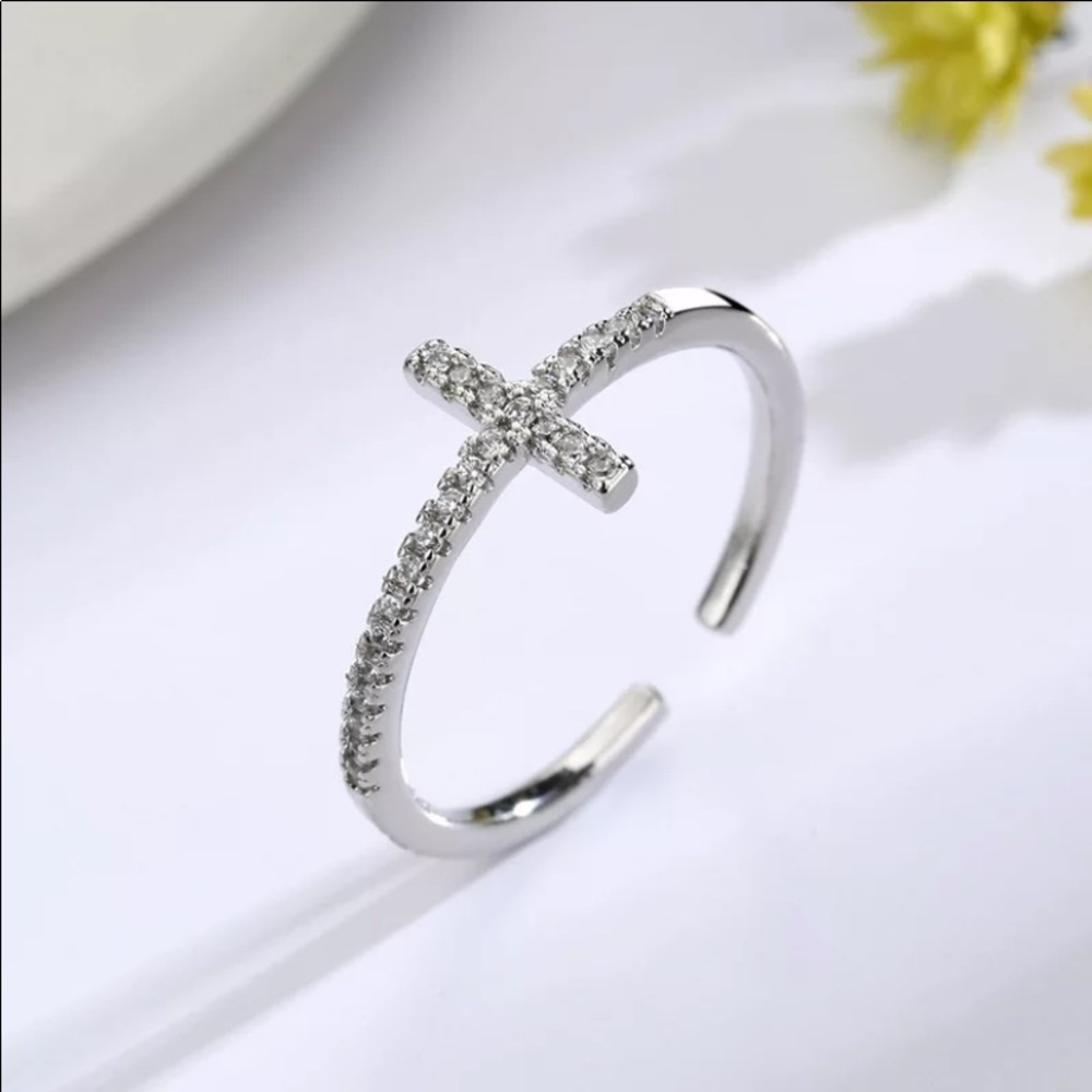 Sterling Silver Cross Ring - Picture 2 of 6